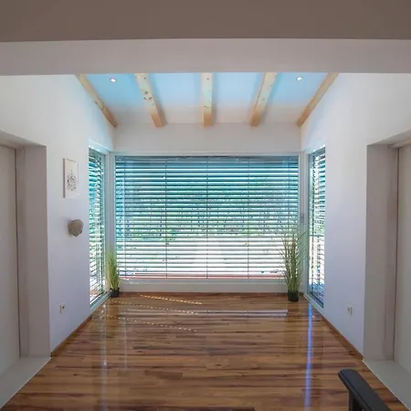 Luxury With A Swimming Pool Vrpolje, - 21843 Villa *