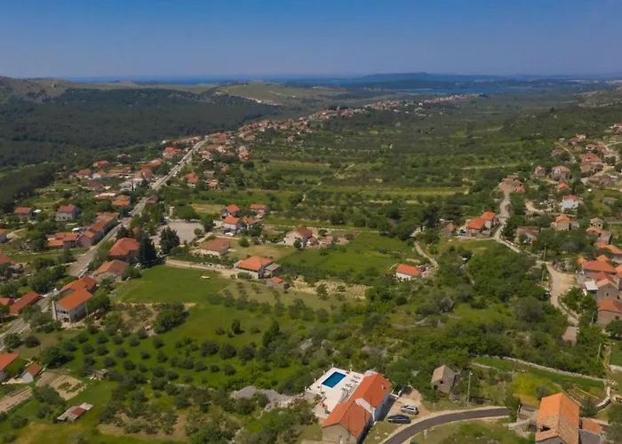 Luxury With A Swimming Pool Vrpolje, - 21843 Šibenik